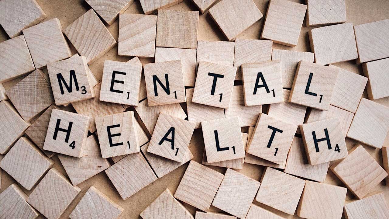 La salud mental es un problema real y se compone de muchas piezas. 