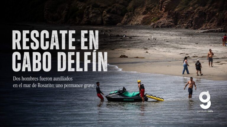 Rescatan a dos hombres en playa de Rosarito; uno está grave