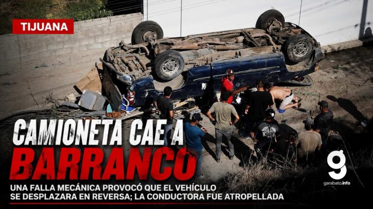 Pickup cae a barranco con una menor dentro en Tijuana
